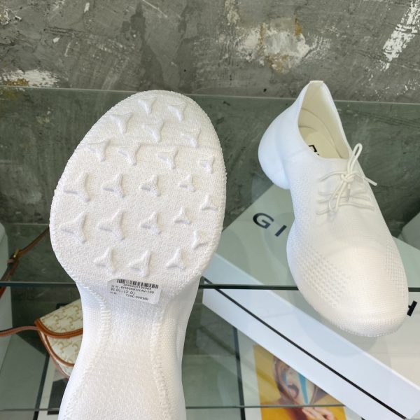 Givenchy TK-360 Sneakers In Knit - Image 2