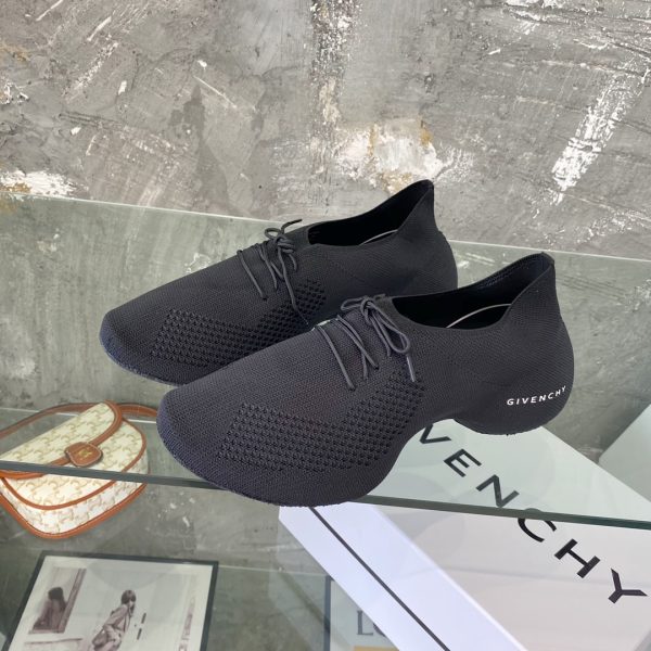 Givenchy TK-360 Sneakers In Knit - Image 2