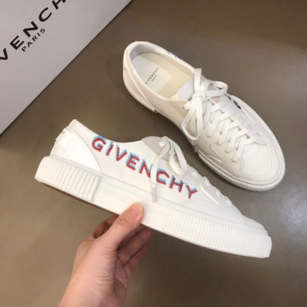 Givenchy Logo Print Low-Top Sneakers - Image 5