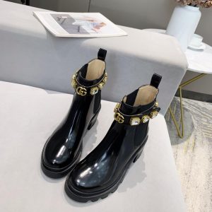 Gucci Leather Ankle Boot With Belt