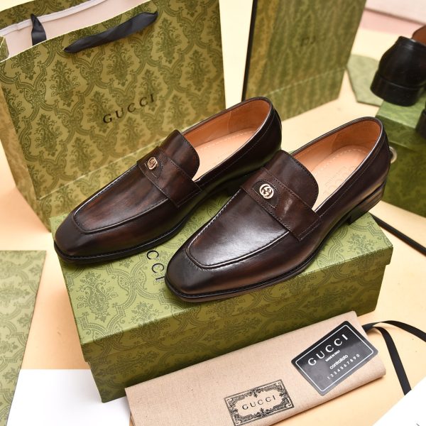 Gucci Men's Loafer With Interlocking G - Image 7