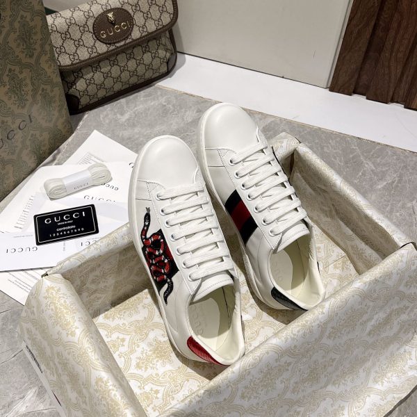 Gucci Snake Logo Basket Sneaker - Image 7