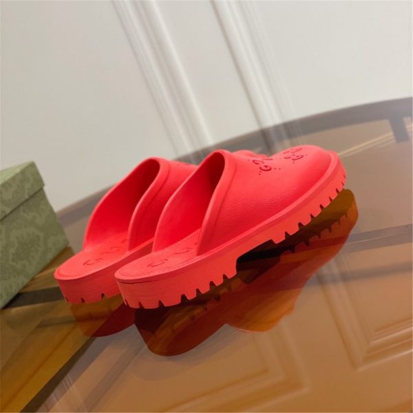 Gucci Red Slide - Image 4