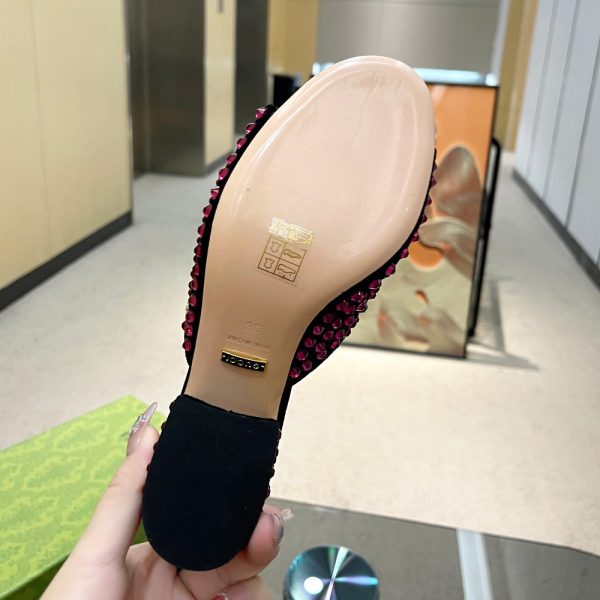 Gucci Women's Slide Sandal With Crystals - Image 4