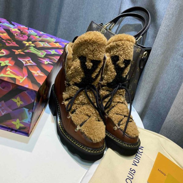 Louis Vuitton LV Beaubourg Ankle Boot - Image 6
