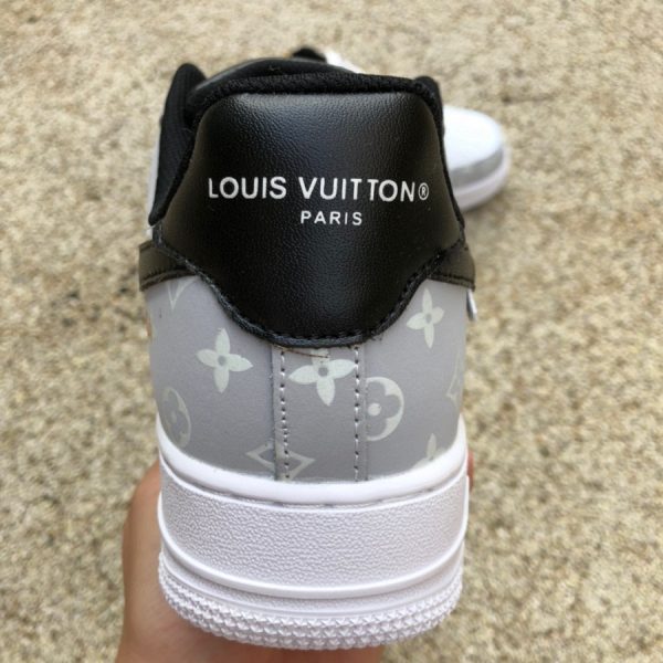Louis Vuitton LV x Nike Air Force 1 x off-White Sneaker LV 1a9v - Image 3