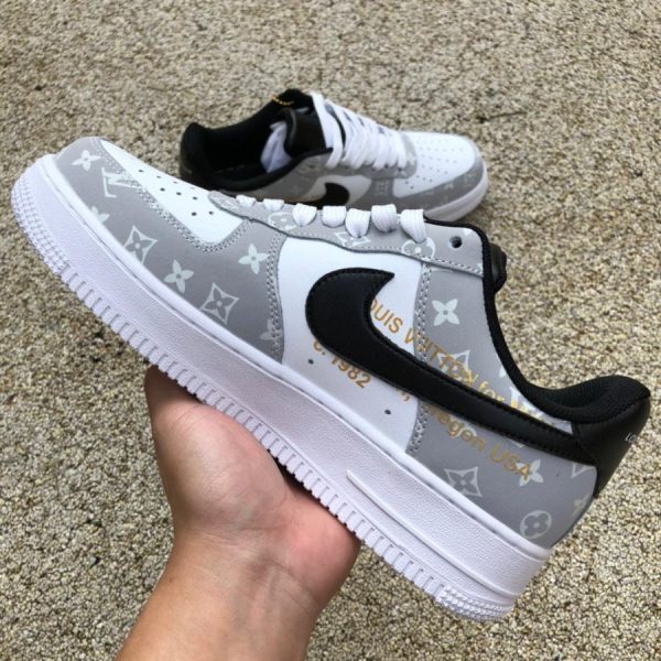 Louis Vuitton LV x Nike Air Force 1 x off-White Sneaker LV 1a9v - Image 4