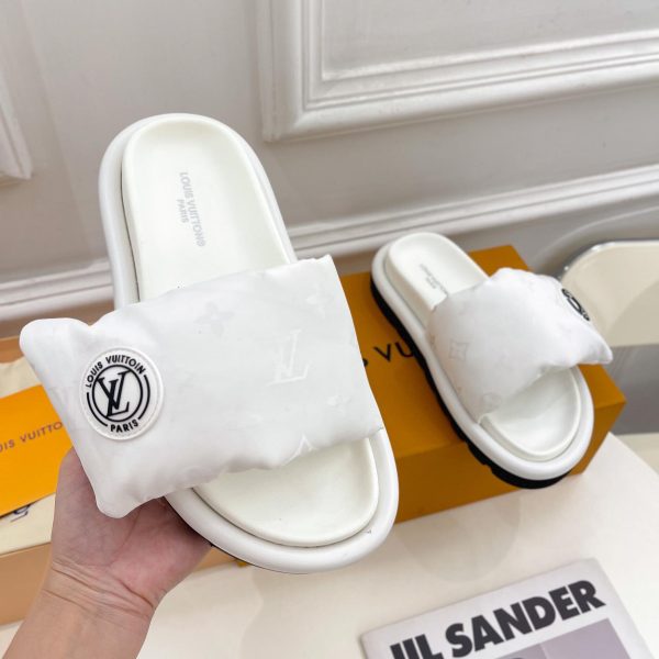 Louis Vuitton Pool Pillow Comfort Mule - Image 2