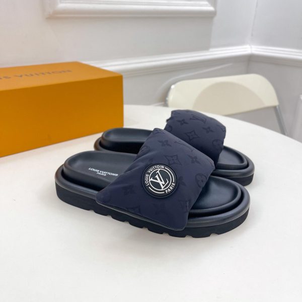 Louis Vuitton Pool Pillow Comfort Mule - Image 6