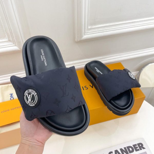 Louis Vuitton Pool Pillow Comfort Mule - Image 7