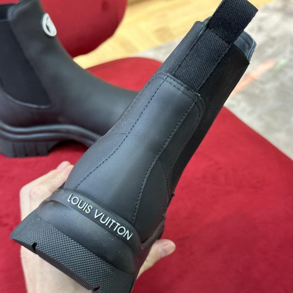 Louis Vuitton Ruby Flat Ankle Boot 1AAM0Q - Image 8