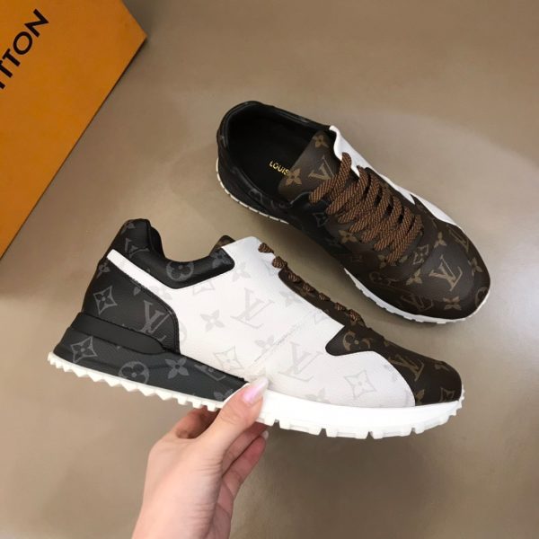 Louis Vuitton Run Away Sneaker 1A3N7W