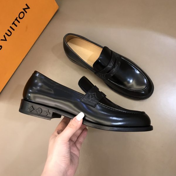 Louis Vuitton Saint Germain Loafer 1A9HNJ - Image 5