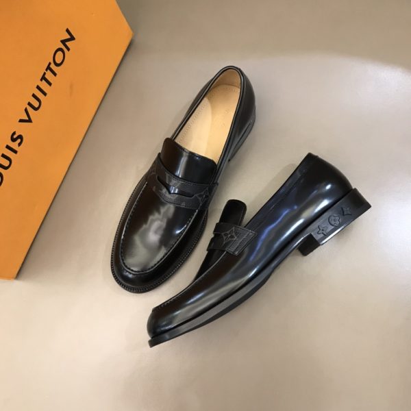 Louis Vuitton Saint Germain Loafer 1A9HNJ