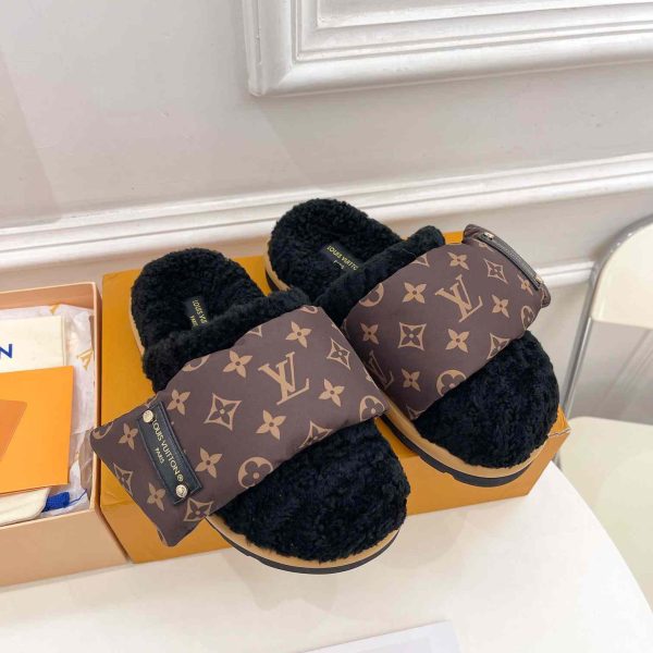 Louis Vuitton Slipper Pillow Flat Comfort Mule 1AAM3L - Image 8