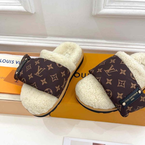 Louis Vuitton Slipper Pillow Flat Comfort Mule 1AAM41 - Image 2