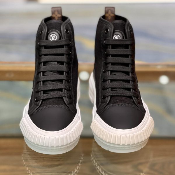 Louis Vuitton Squad Sneaker Boot - Image 4
