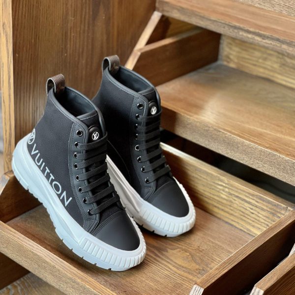 Louis Vuitton Squad Sneaker Boot - Image 8