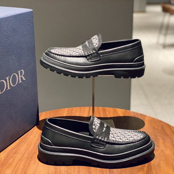 Dior Oblique Explorer Loafer - Image 3