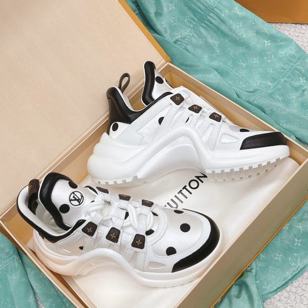 Louis Vuitton LV Archlight Sneaker 1AA0ON - Image 6