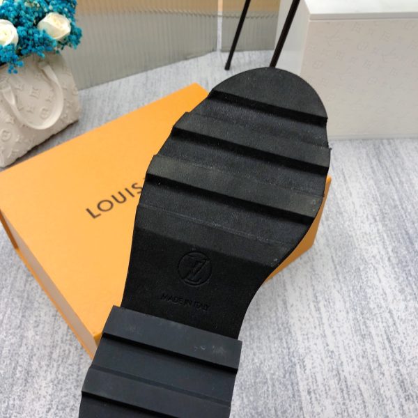 Louis Vuitton Lv Beaubourg Ankle Boot 1A9GYP - Image 2