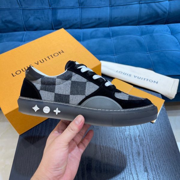 Louis Vuitton LV Ollie Sneaker 1A9YTQ