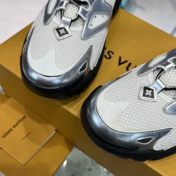 Louis Vuitton LV Runner Tatic Sneaker 1AA784 - Image 6