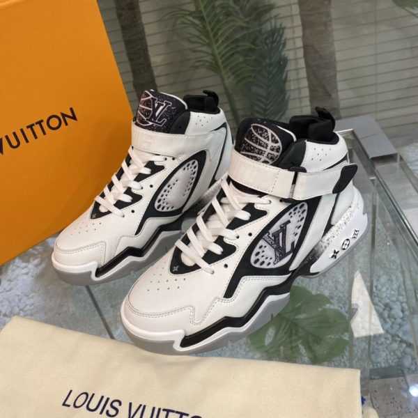 Louis Vuitton LV Trainer 2 Sneaker 1AAH95 - Image 6