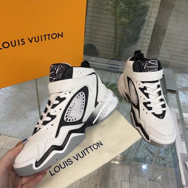 Louis Vuitton LV Trainer 2 Sneaker 1AAH95 - Image 7