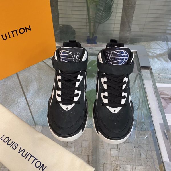 Louis Vuitton LV Trainer 2 Sneaker 1AAHCE - Image 6