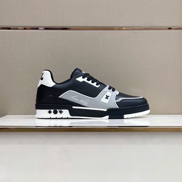Louis Vuitton LV Trainer Sneaker 1AAHS3 - Image 3