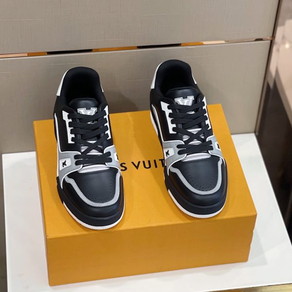 Louis Vuitton LV Trainer Sneaker 1AAHS3 - Image 4