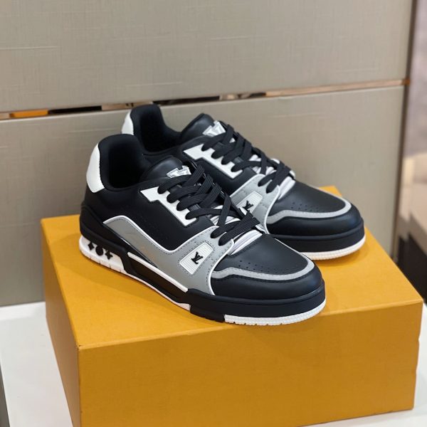 Louis Vuitton LV Trainer Sneaker 1AAHS3 - Image 6