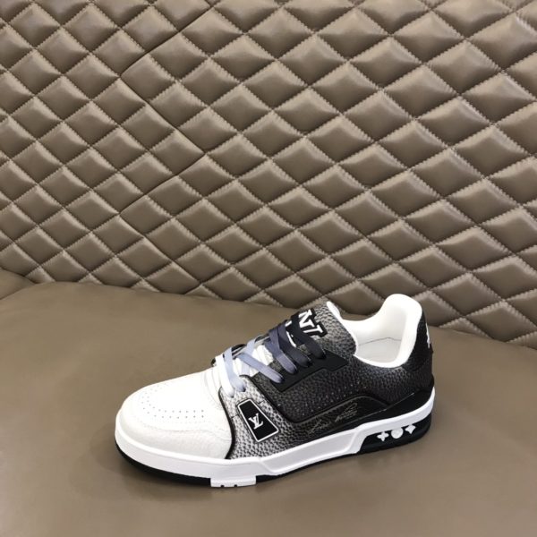 Louis Vuitton LV Trainer Sneaker - Image 8