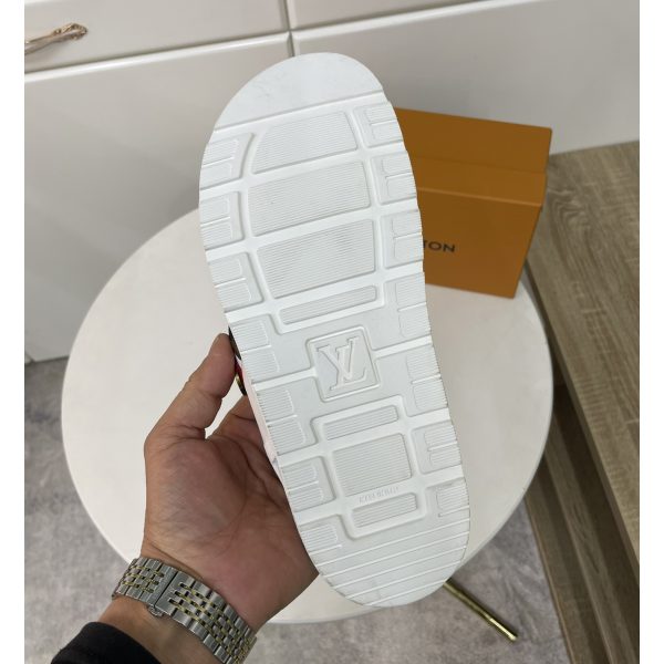 Louis Vuitton Men's Flip Flops - Image 7