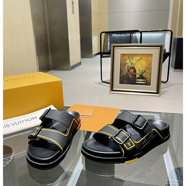 Louis Vuitton Men's Trainer Slippers - Image 5