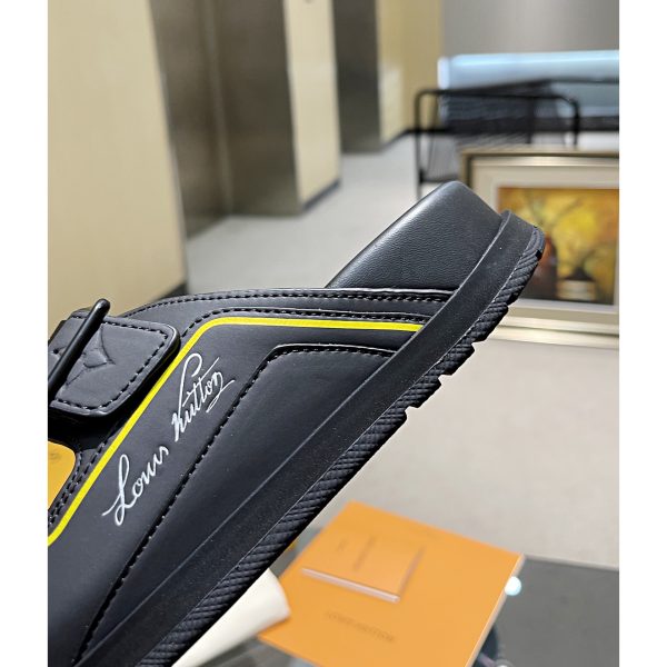 Louis Vuitton Men's Trainer Slippers - Image 7