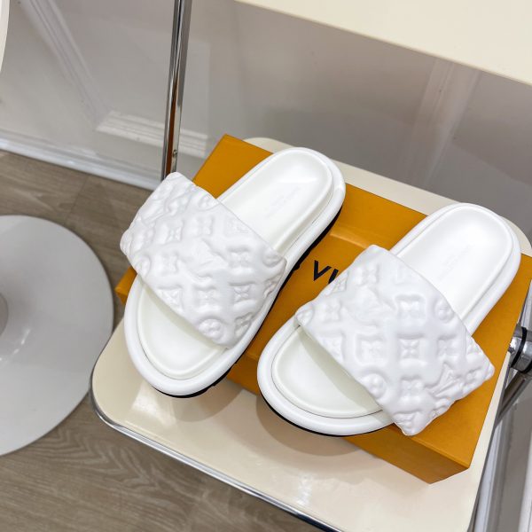 Louis Vuitton Pool Pillow Comfort Mule 1AABKV - Image 5