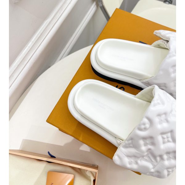 Louis Vuitton Pool Pillow Comfort Mule 1AABKV - Image 7