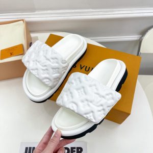 Louis Vuitton Pool Pillow Comfort Mule 1AABKV