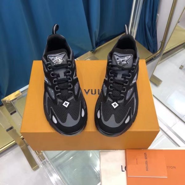Louis Vuitton Runner Tatic Sneaker 1A9UNT - Image 4