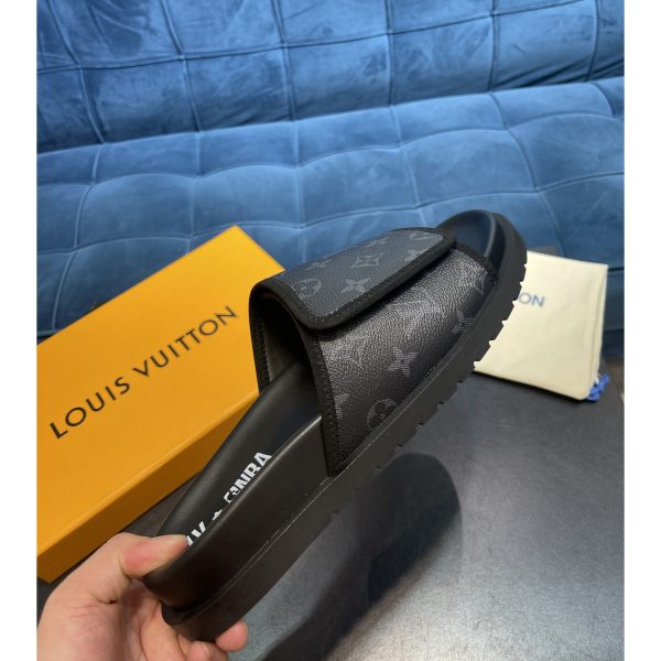 Louis Vuitton x NBA Monogram Slipper - Image 2