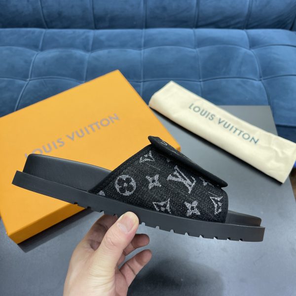 Louis Vuitton x NBA Monogram Slipper - Image 4