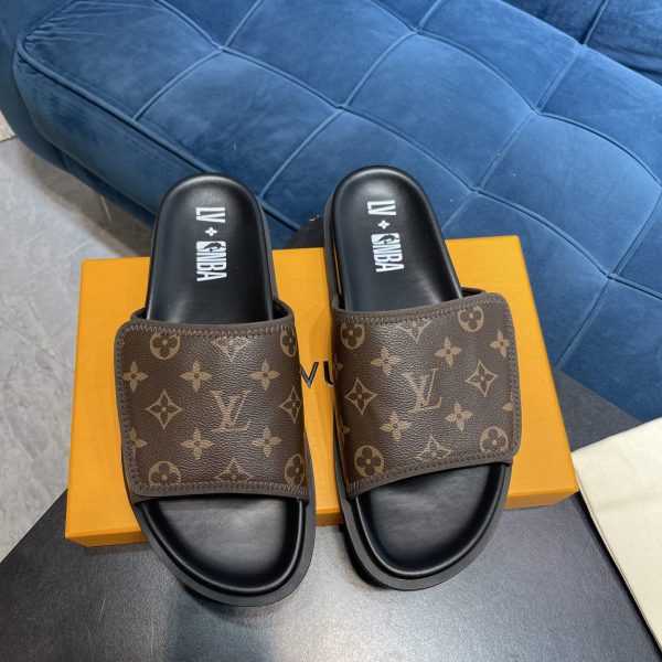 Louis Vuitton x NBA Monogram Slipper - Image 4