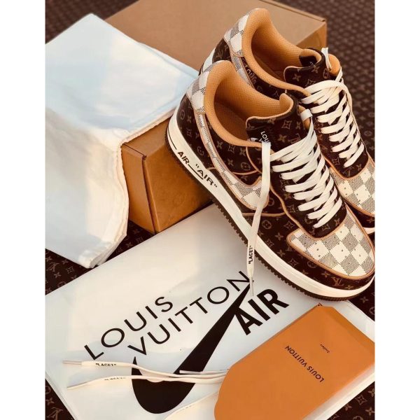 Louis Vuitton x Nike Air Force 1 Sneaker - Image 5