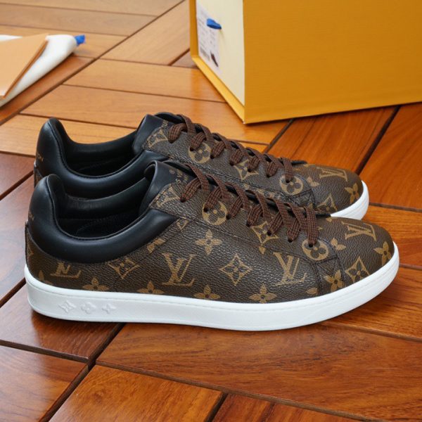 Louis Vuitton Monogram Men's Low-Top Sneakers - Image 4