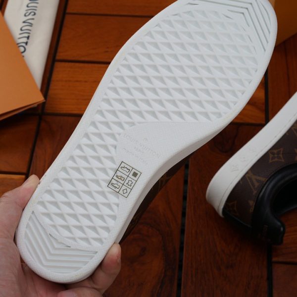 Louis Vuitton Monogram Men's Low-Top Sneakers - Image 5