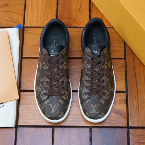 Louis Vuitton Monogram Men's Low-Top Sneakers - Image 8