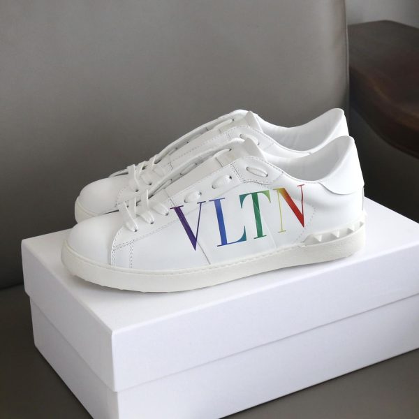 Valentino Garavani Logo Print Sneakers