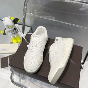 Valentino One Stud Low-Top Calfskin Sneaker